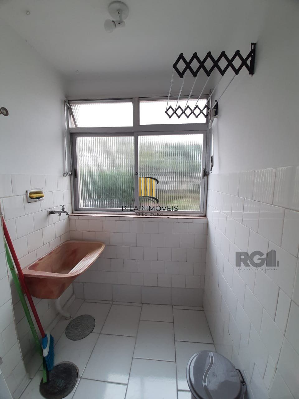 Apartamento para Venda - 42.39m², 1 dormitório, 1 vaga - Santo Antonio