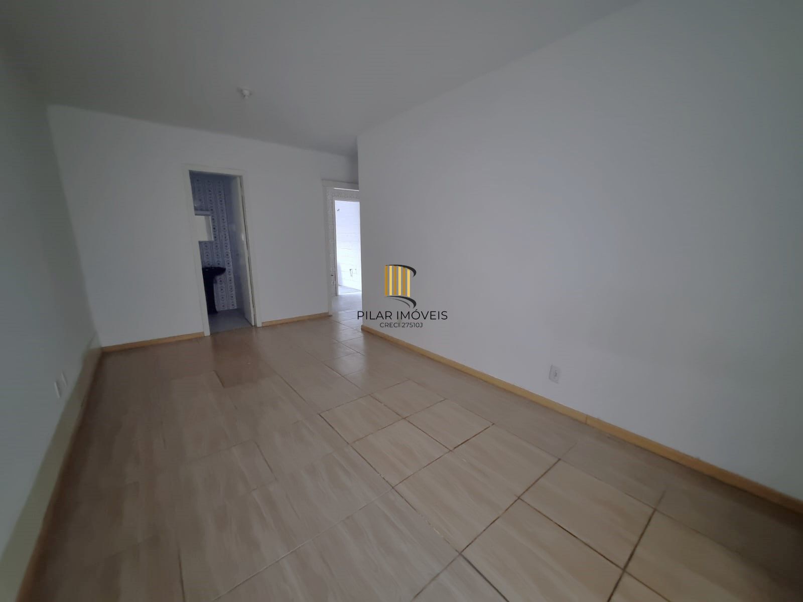 Apartamento a venda com pátio no Bairro Santana