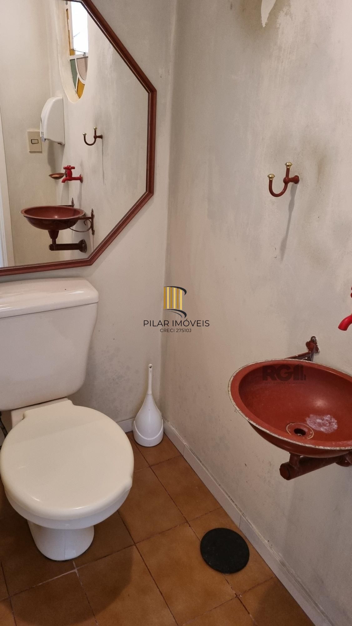Casa de Condomínio 3 dormitórios no bairro Santo Antônio