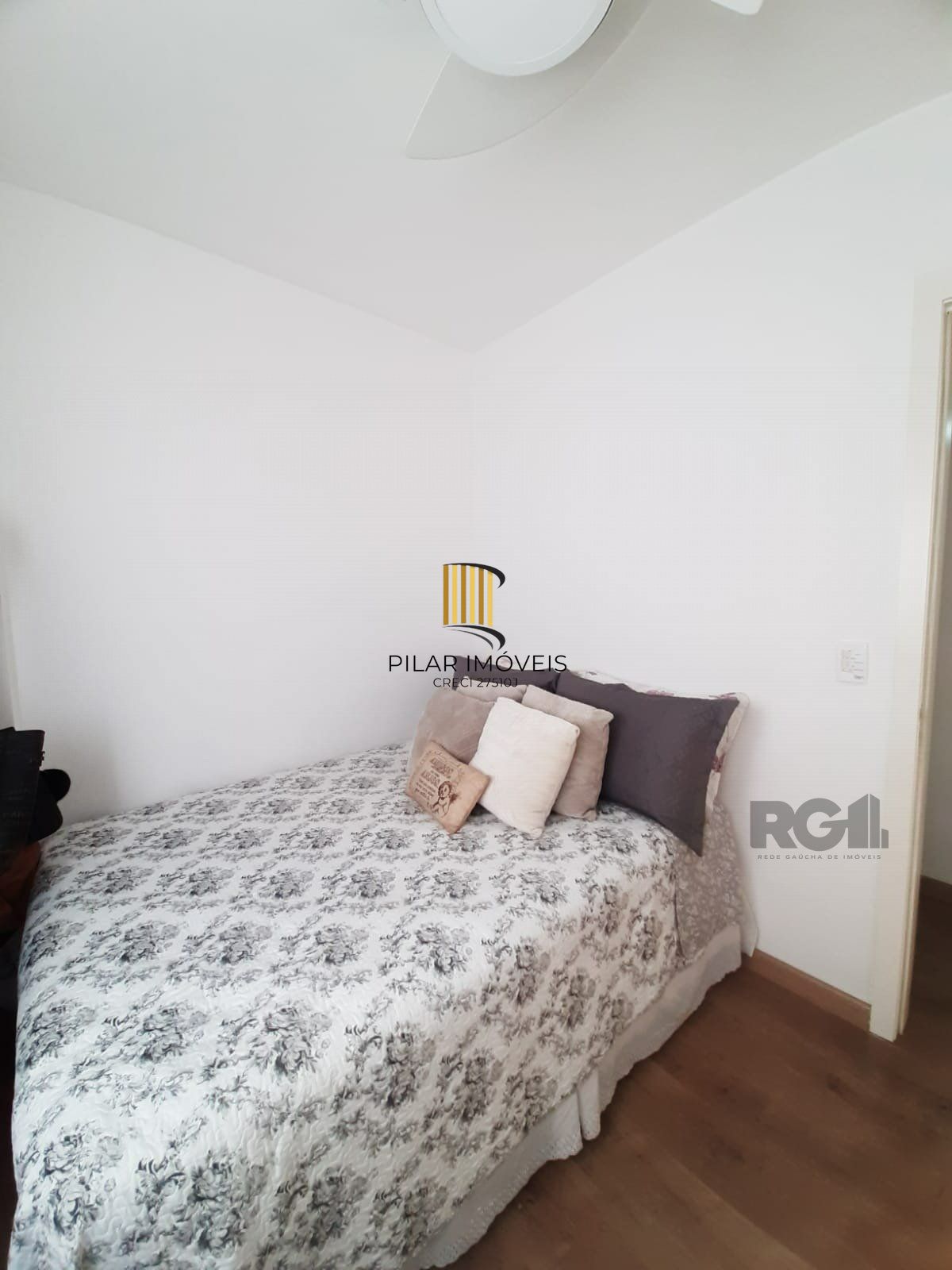 Apartamento 2 dormitórios no bairro Azenha