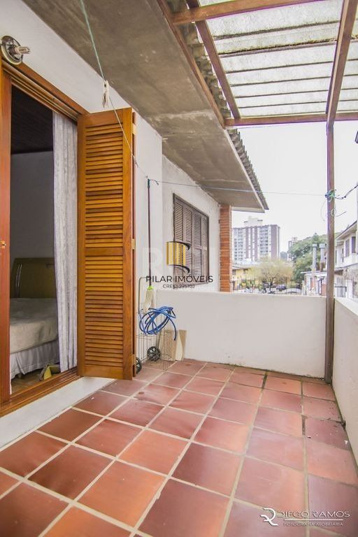 Casa de Condomínio 2 dormitórios no bairro Morro Santana