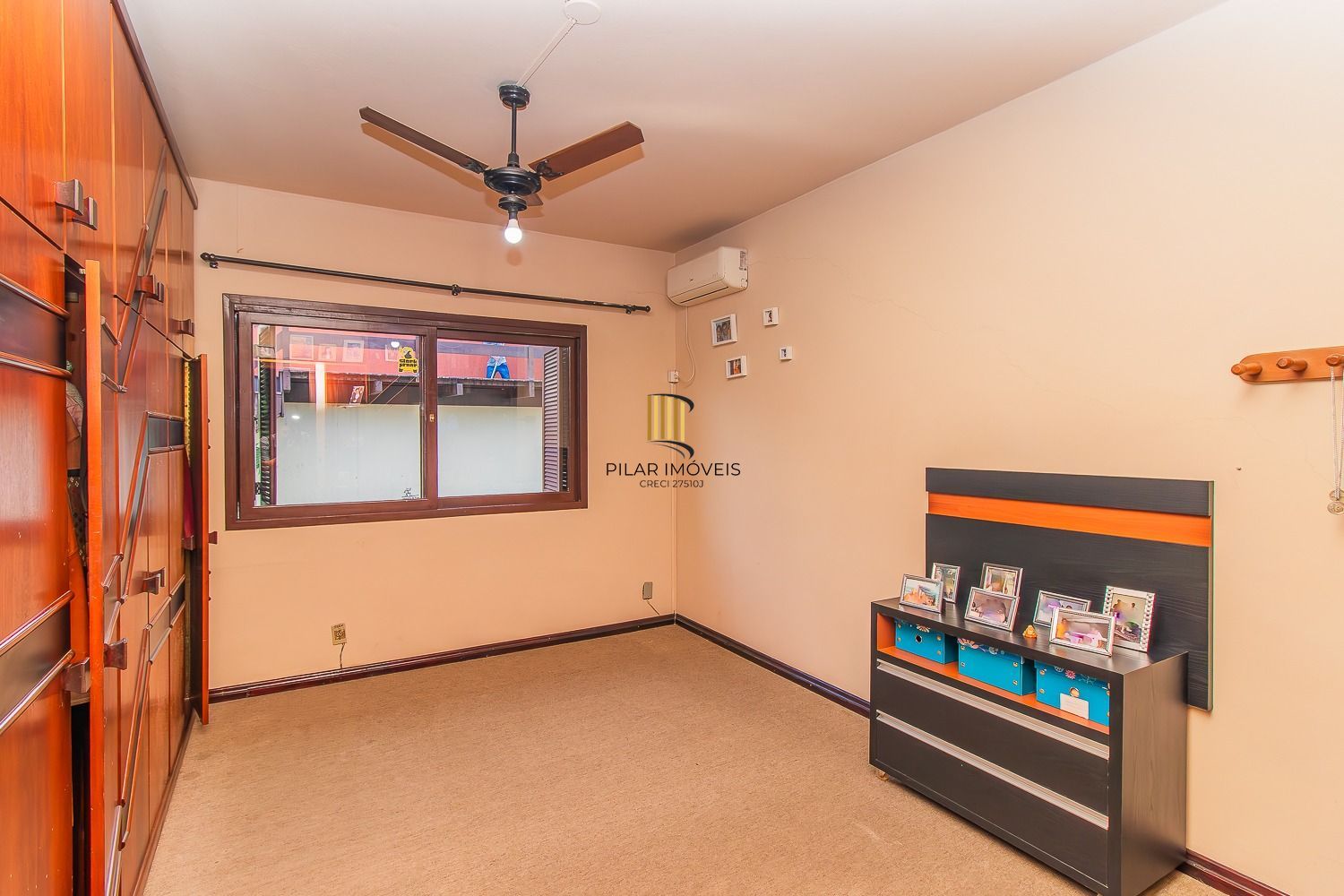 Casa 4 dormitórios no bairro Vila João Pessoa