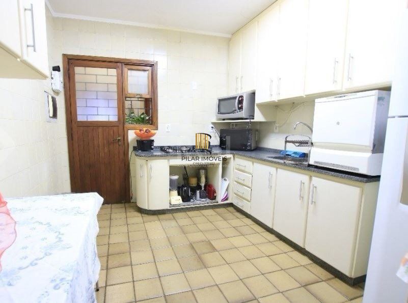 Casa para Venda - 395m², 3 dormitórios, sendo 3 suites, 2 vagas - Santana