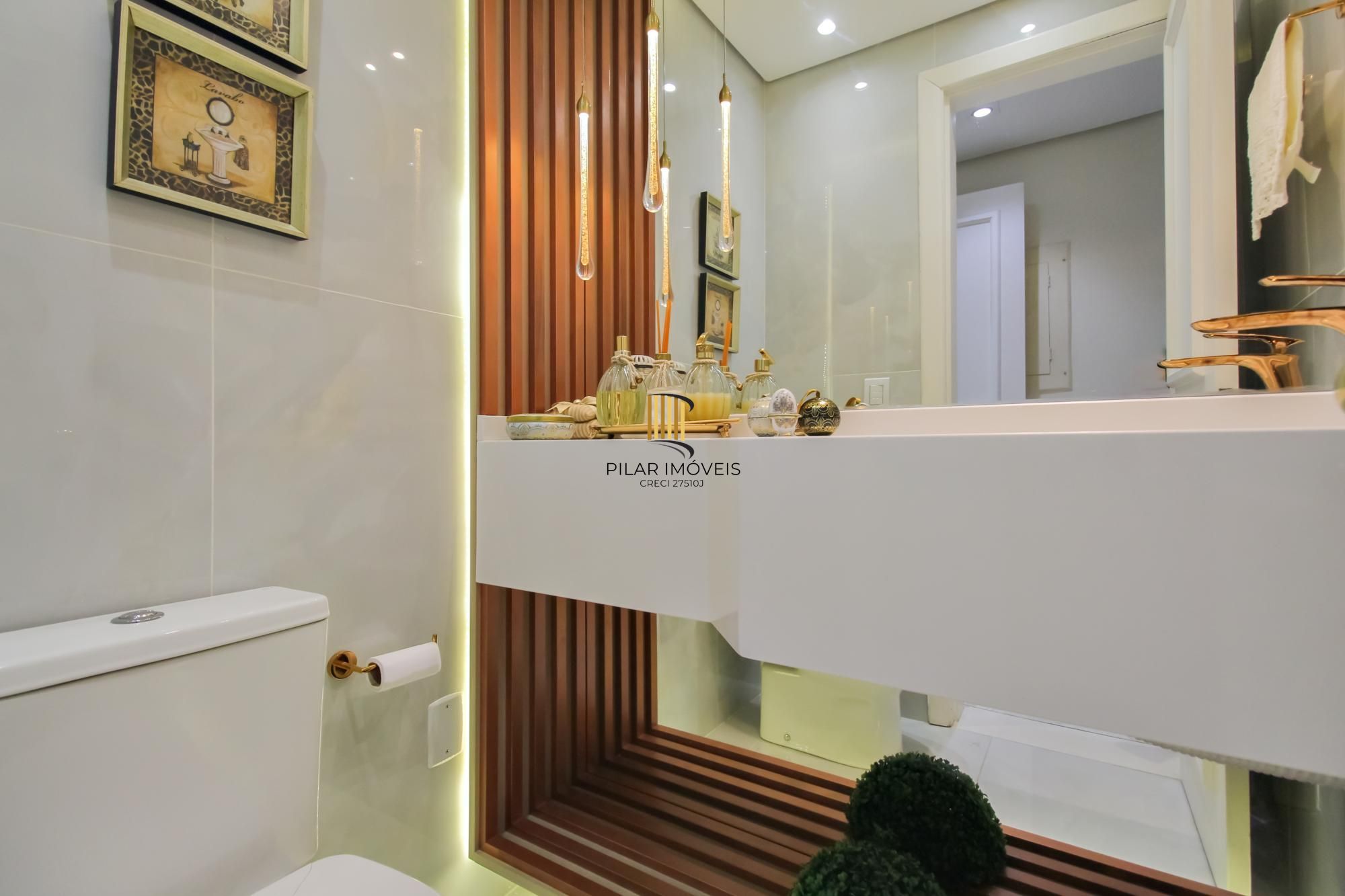 Apartamento 3 dormitórios no bairro Menino Deus