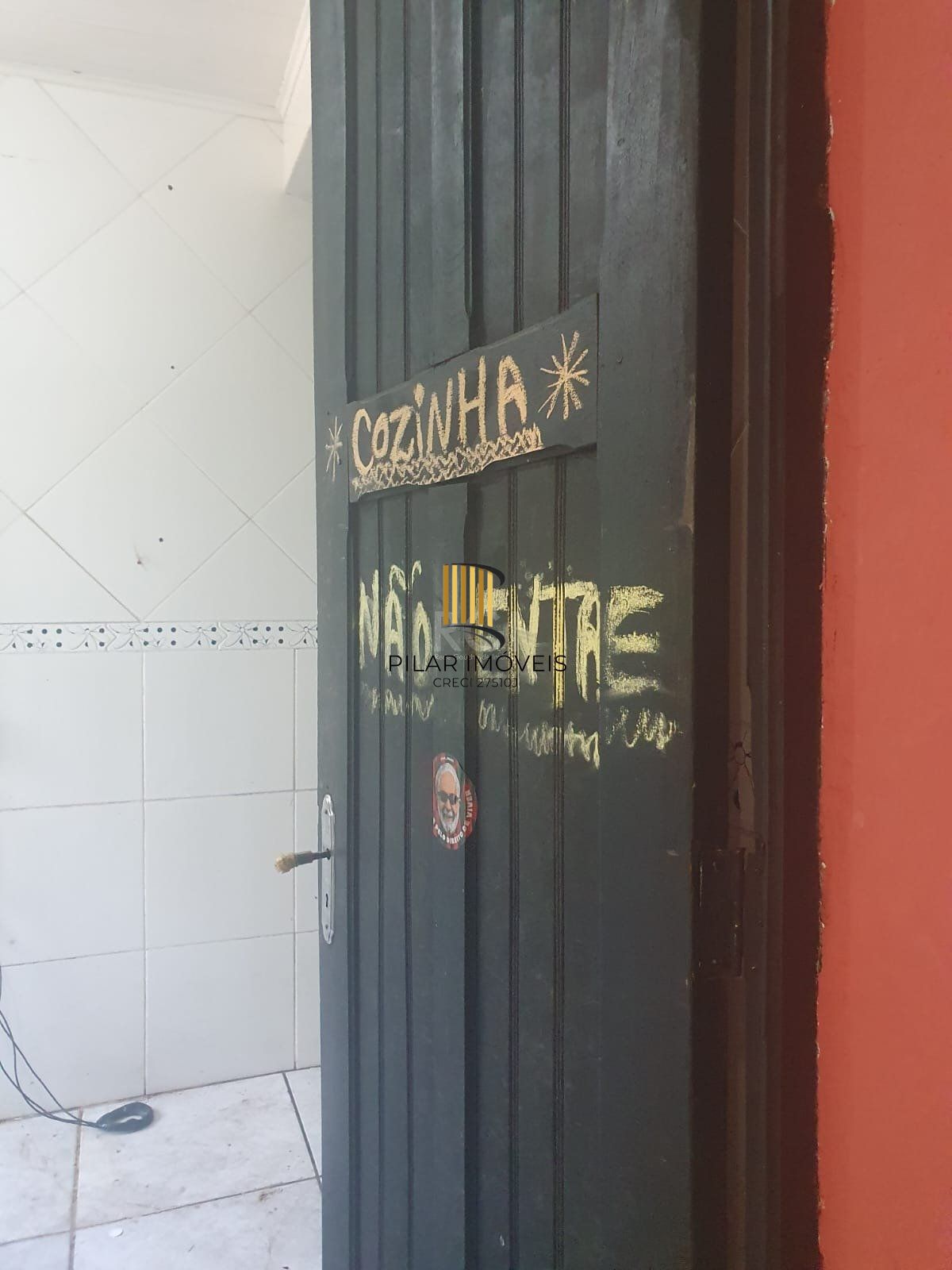 Casa para Venda - 242m², 3 dormitórios, 1 vaga - Cidade Baixa
