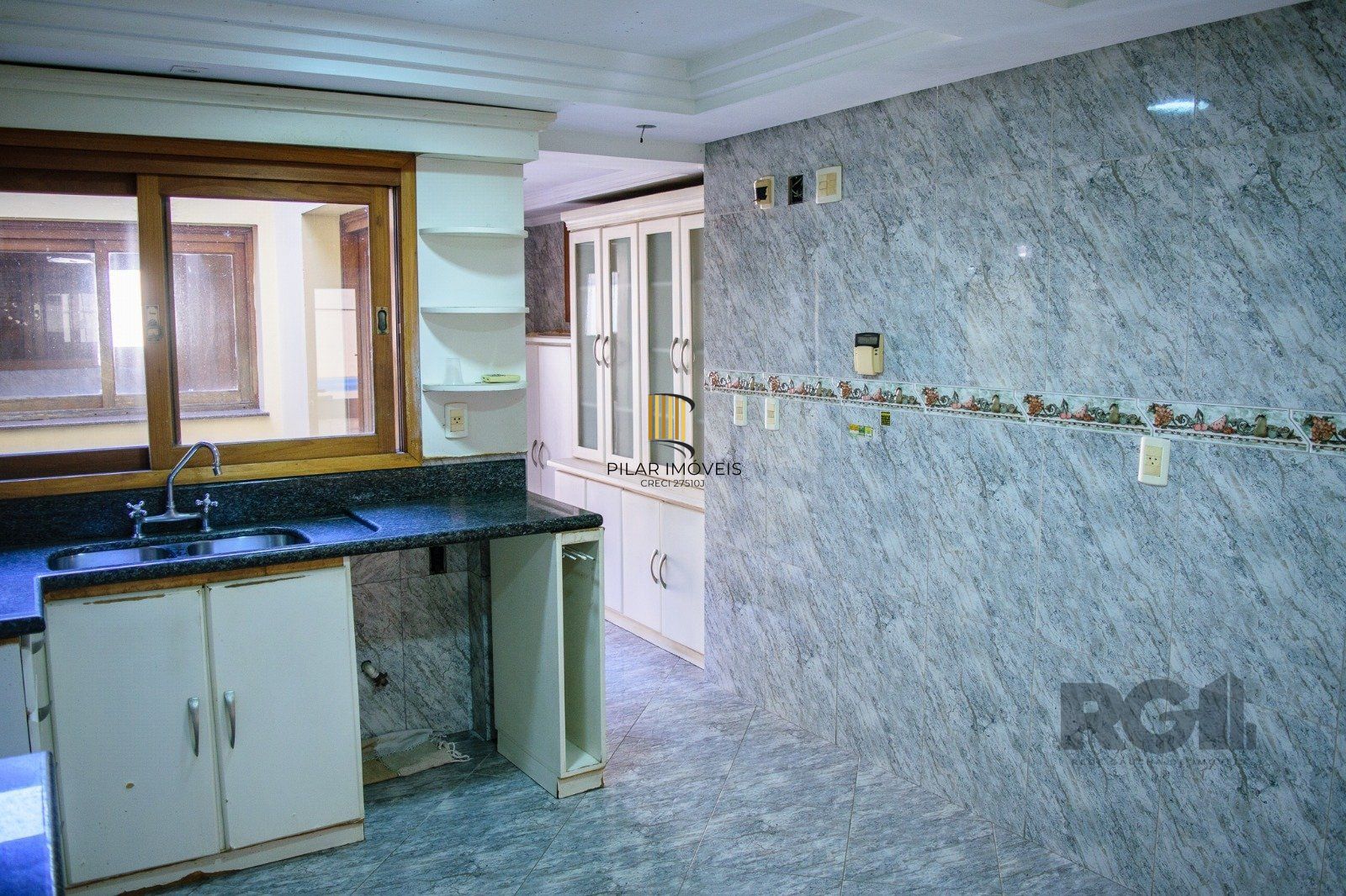Casa 3 dormitórios no bairro Chácara das Pedras