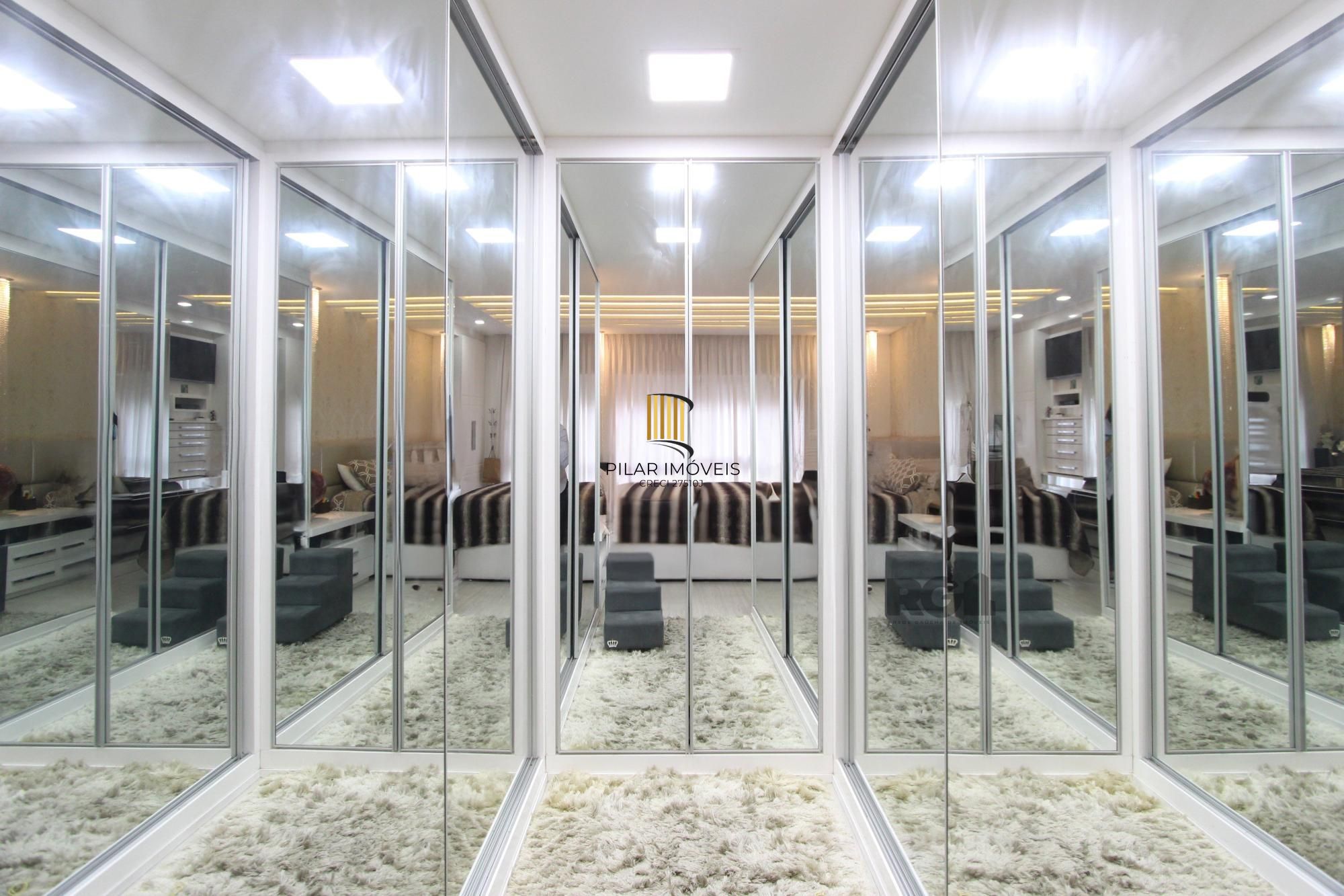 apartamento de 3 dormitórios, com 3 suítes no bairro Menino Deus