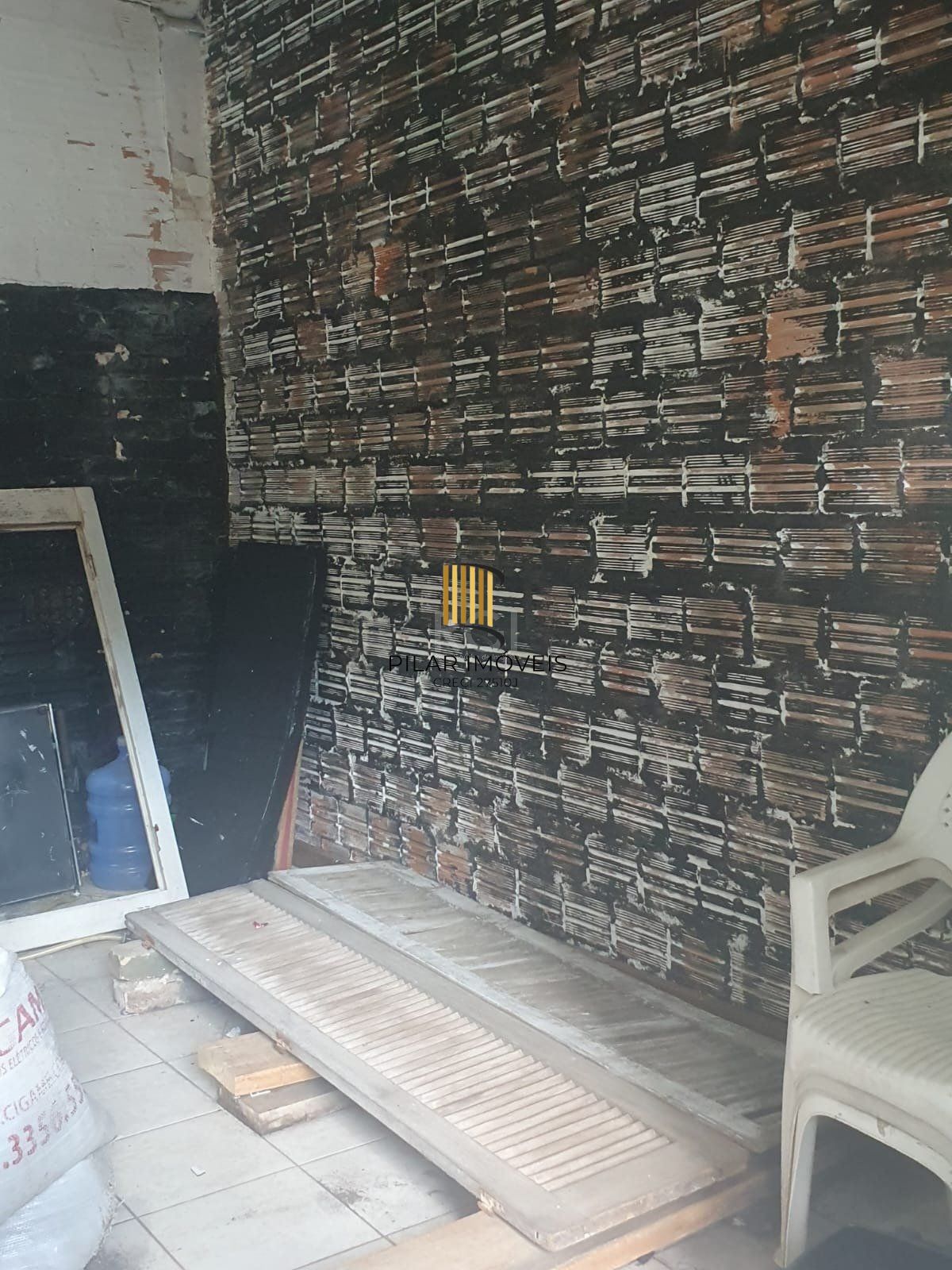 Casa para Venda - 242m², 3 dormitórios, 1 vaga - Cidade Baixa