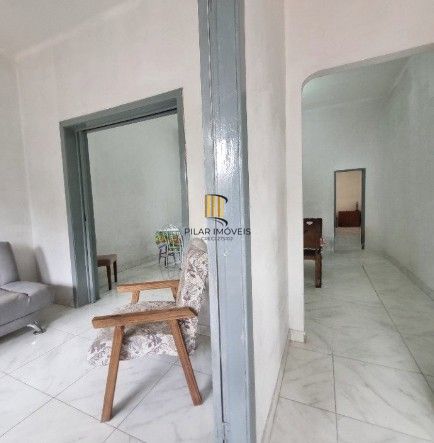 Casa 4 dormitórios no bairro Partenon