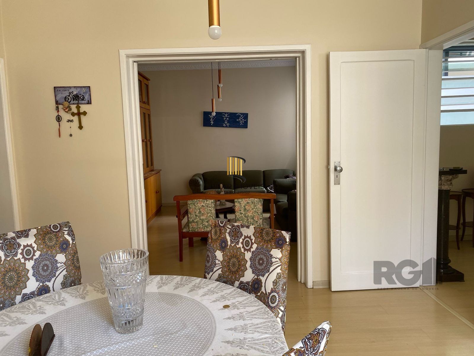 Apartamento para Venda - 115m², 3 dormitórios, Petrópolis