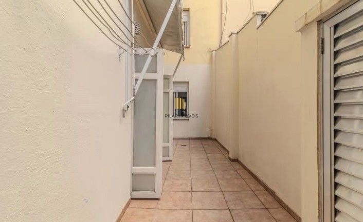 Apartamento térreo com 3 dormitórios no bairro Azenha!