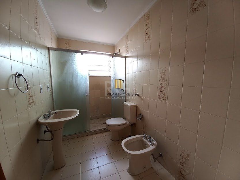 Casa para Venda - 224m², 3 dormitórios, sendo 1 suites, 3 vagas - Santana