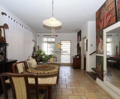 Casa para Venda - 336m², 4 dormitórios, sendo 1 suites, 2 vagas - Azenha