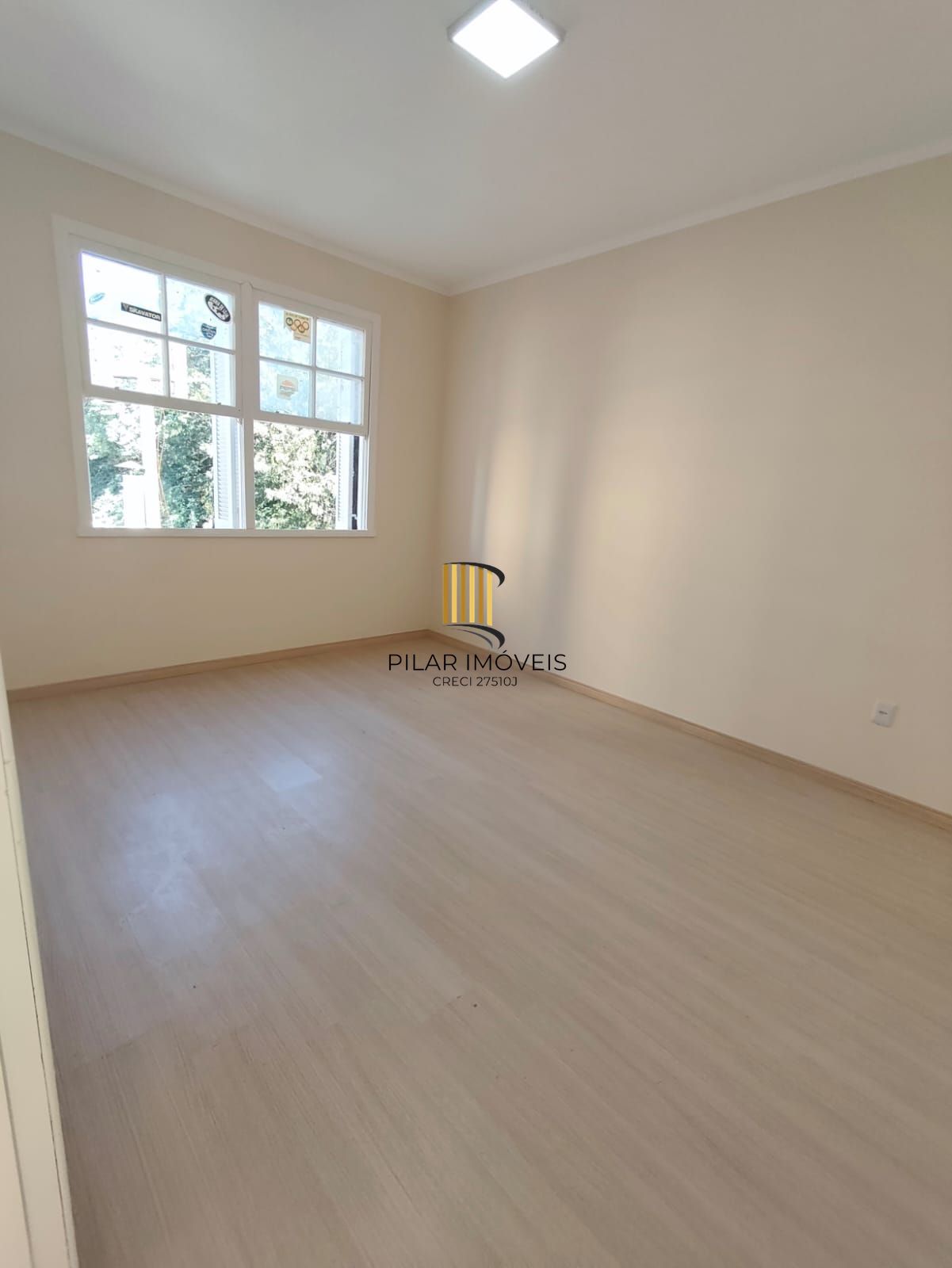 Apartamento 2 dormitórios no bairro Farroupilha