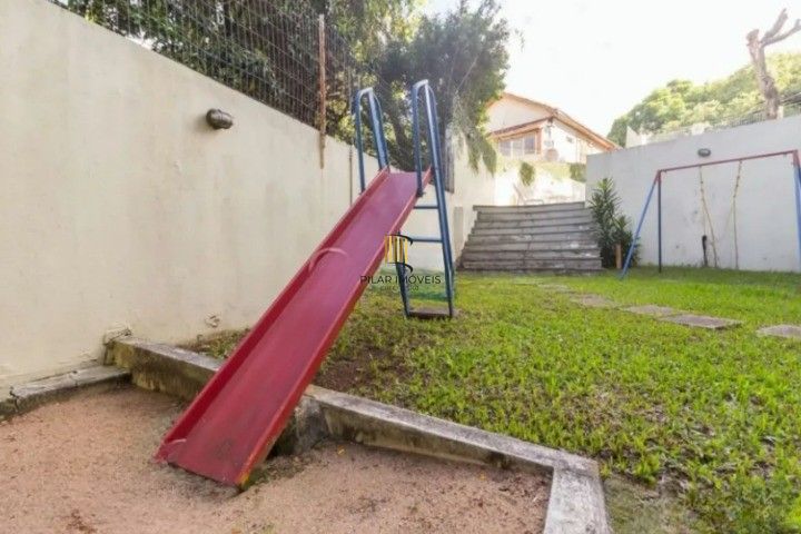 Cobertura 3 dormitórios no bairro Chácara das Pedras