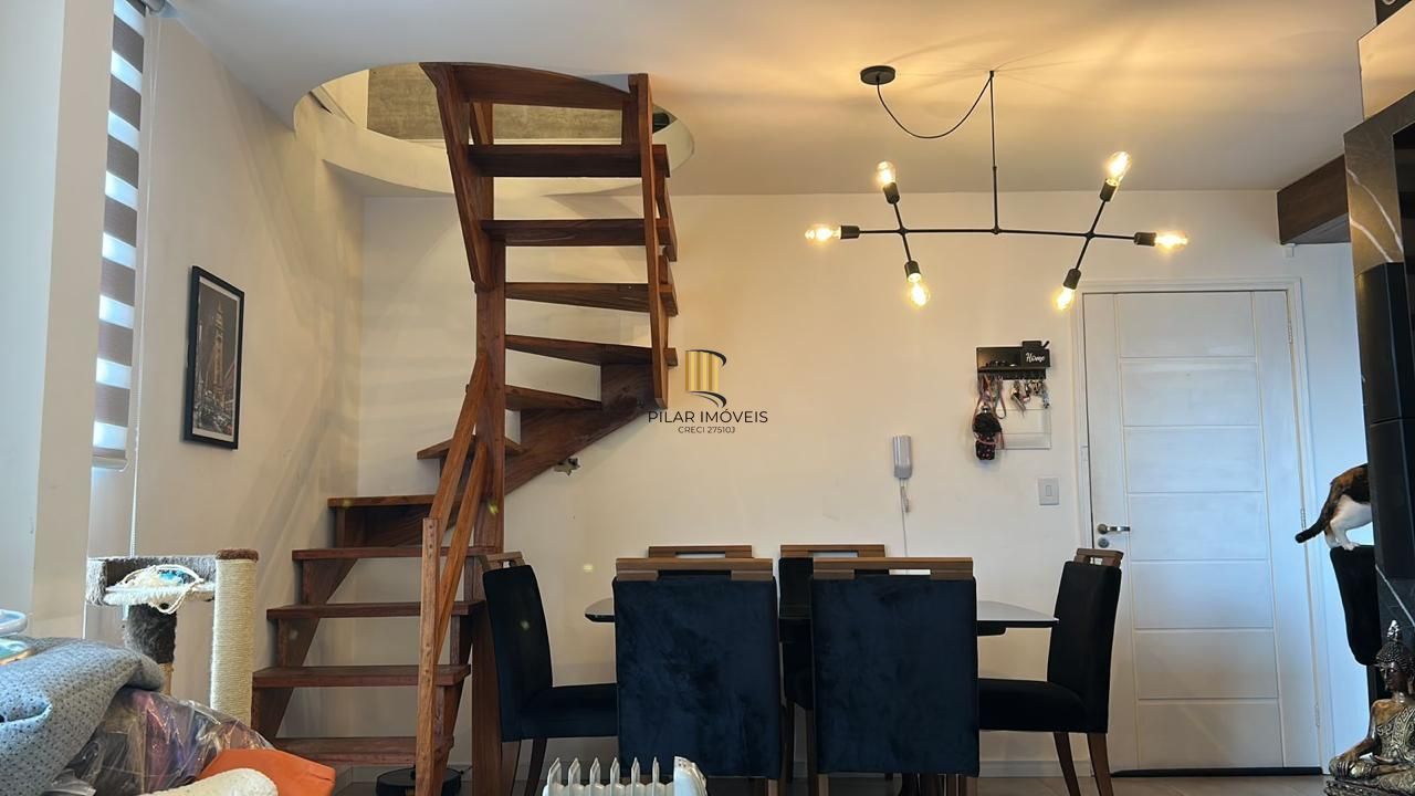 Cobertura 2 dormitórios no bairro Santo Antônio