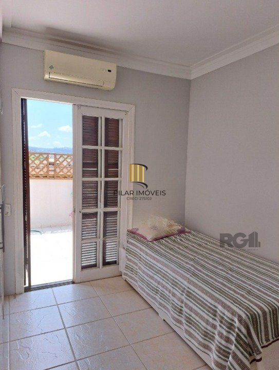 Casa 3 dormitórios no bairro Espírito Santo
