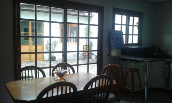 Casa para Venda - 243m², 4 dormitórios, 2 vagas - Santana