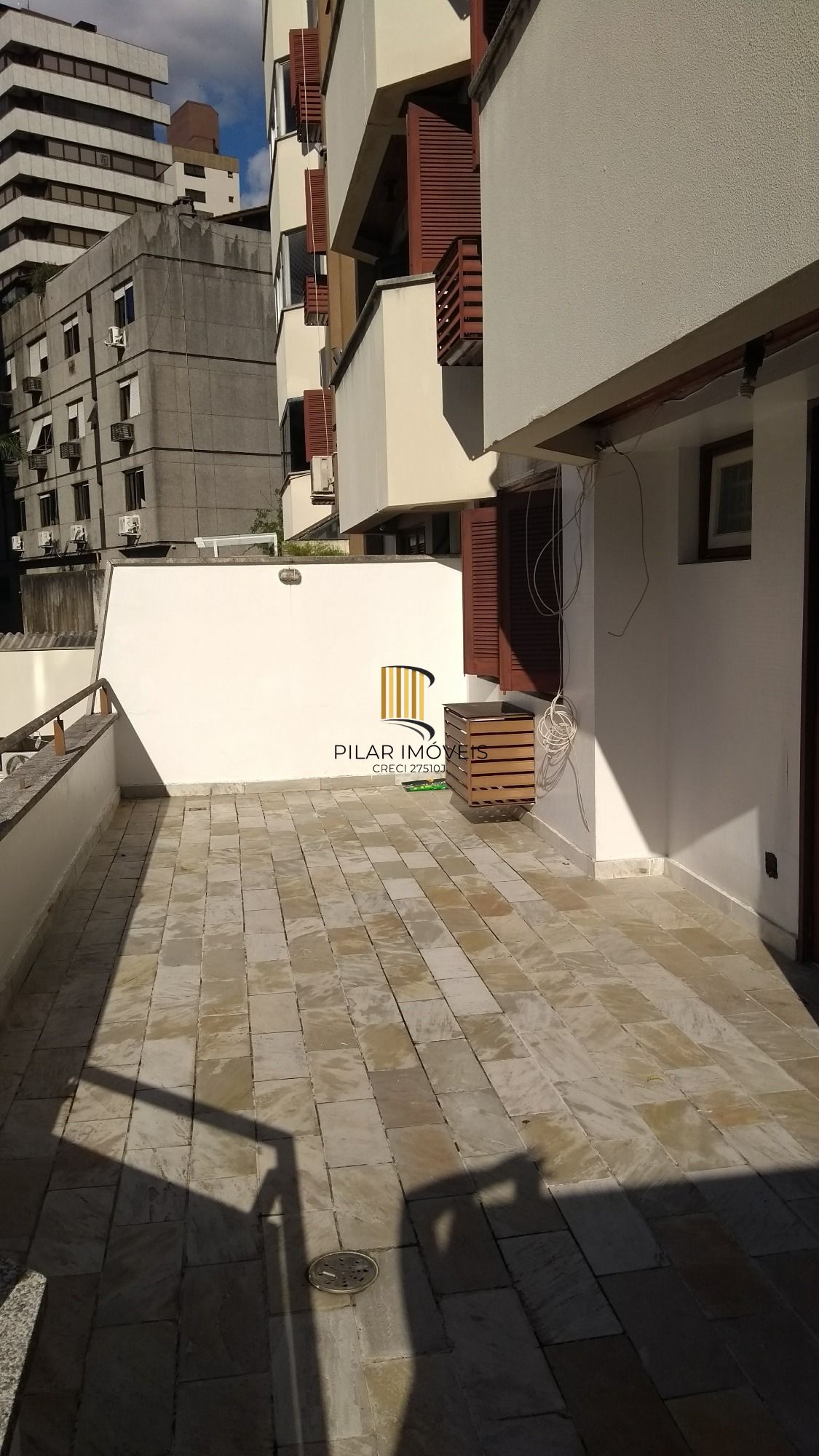 Apartamento para Venda - 74.84m², 1 dormitório, 1 vaga - Rio Branco - Pilar Imóveis