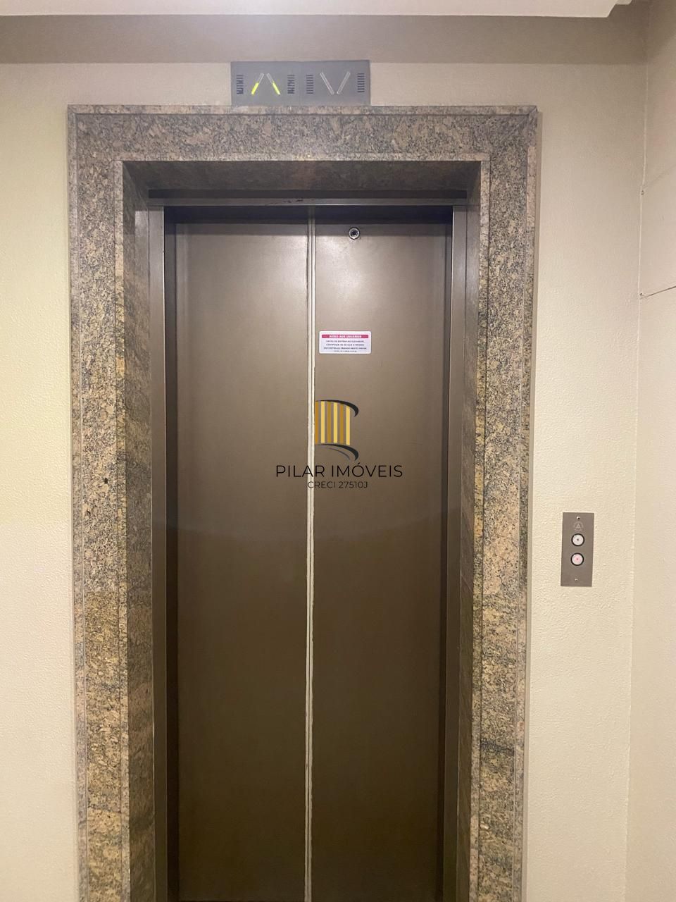 Sala Comercial 1 dormitório no bairro Auxiliadora