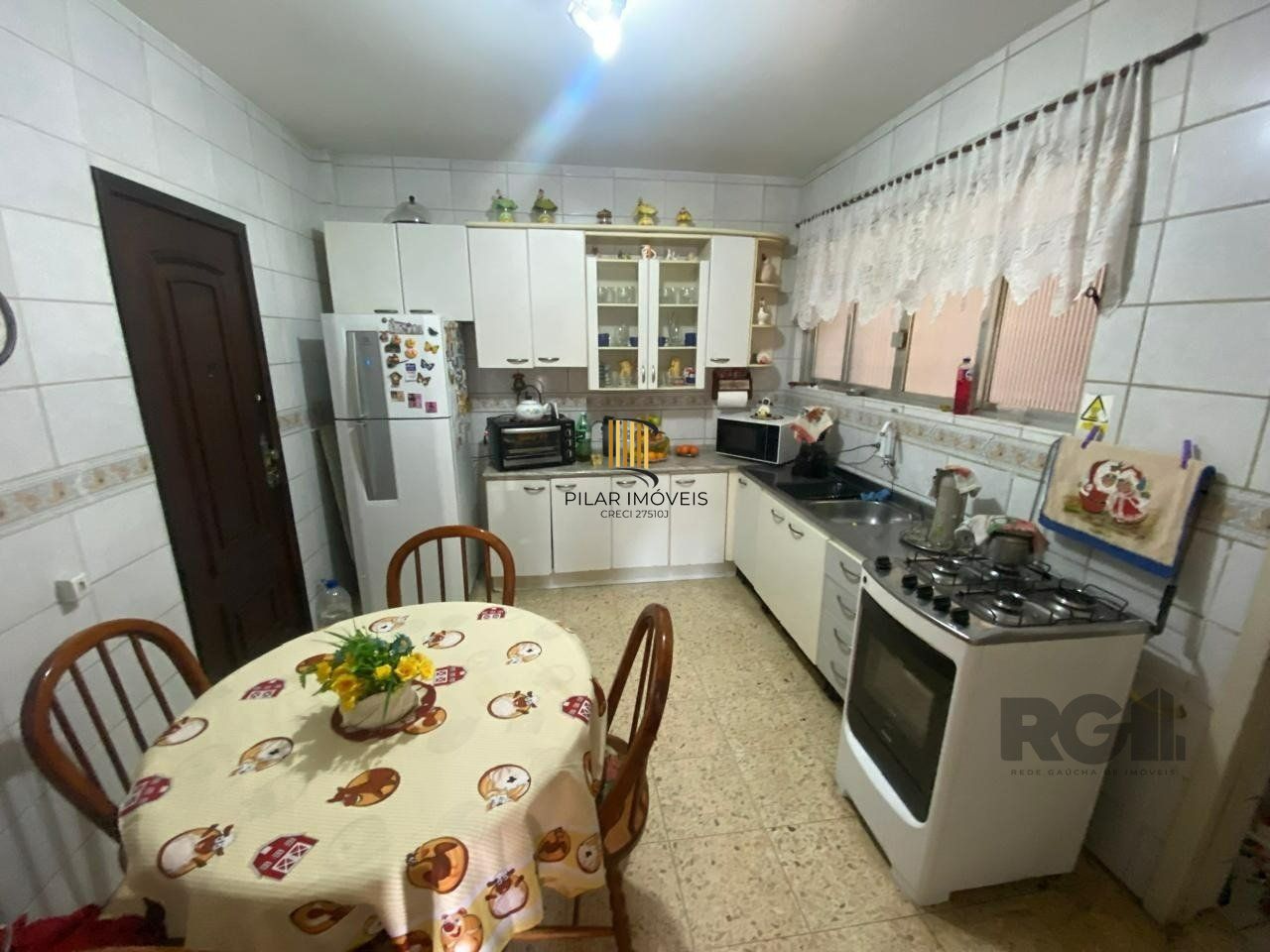 Apartamento 3 dormitórios no bairro Azenha
