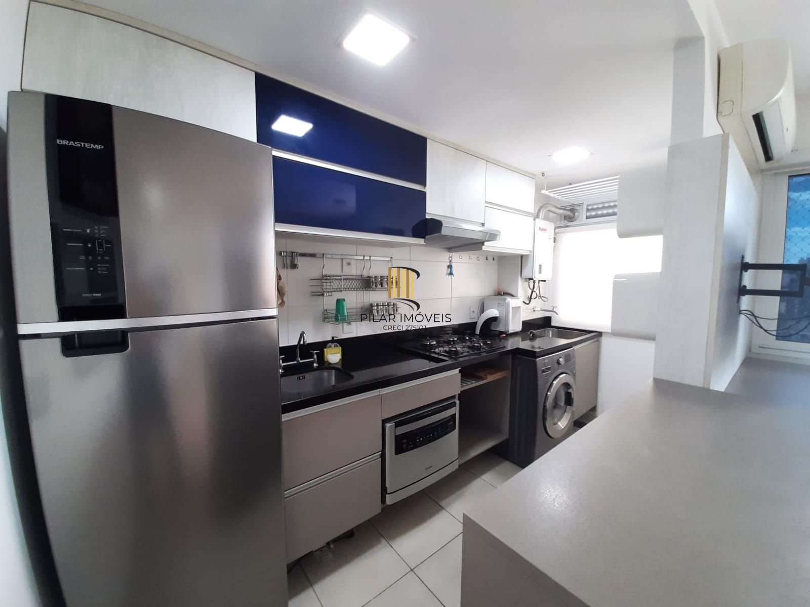 Apartamento 2 dormitórios no bairro Azenha