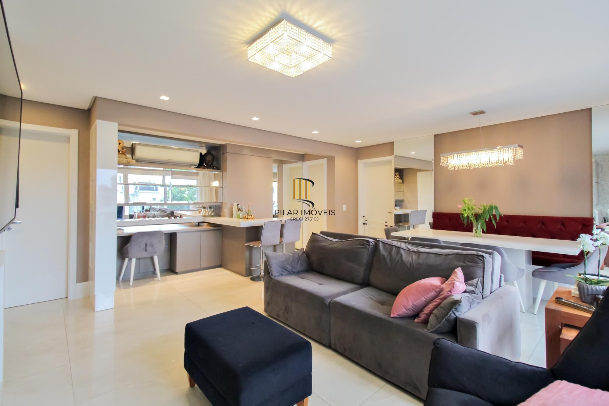 Apartamento 3 dormitórios no bairro Menino Deus