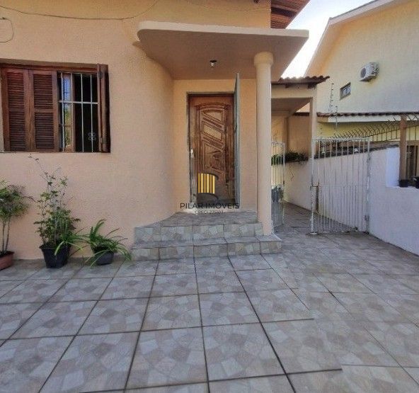 Casa 2 dormitórios no bairro Santo Antônio - Pilar Imóveis