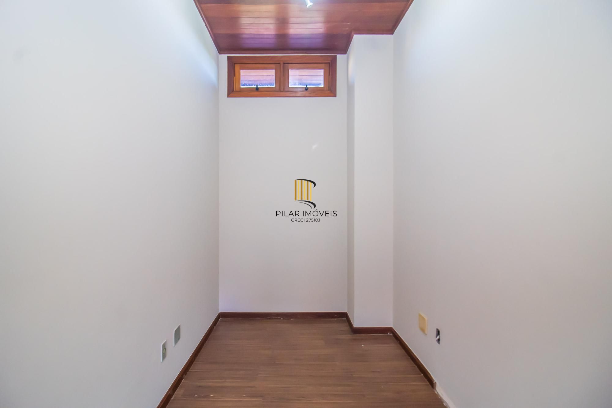 Casa de Condomínio 3 dormitórios no bairro Menino Deus