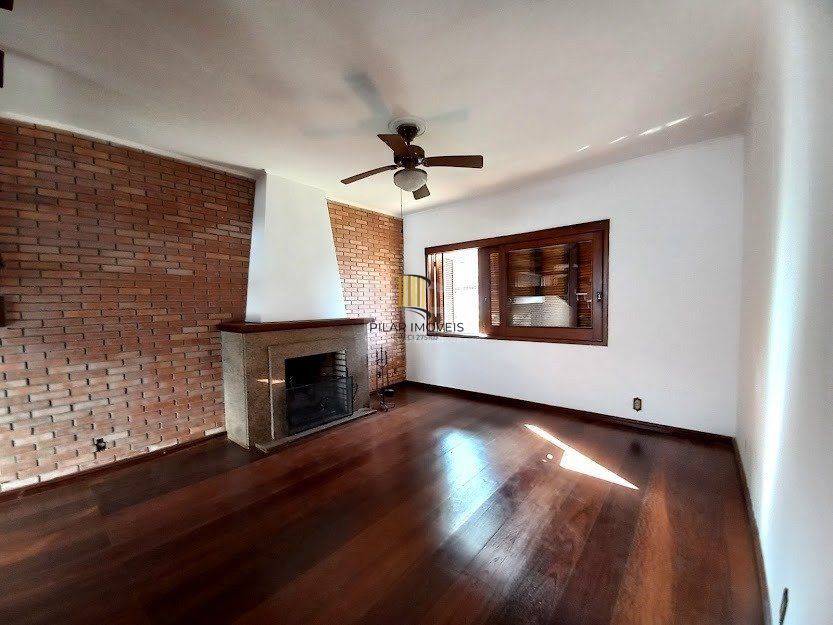 Casa para Venda - 224m², 3 dormitórios, sendo 1 suites, 3 vagas - Santana
