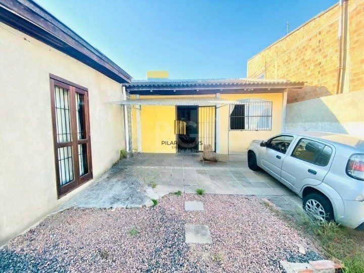CASA BAIRRO CAMAQUÃ COM 4 DORMITORIOS