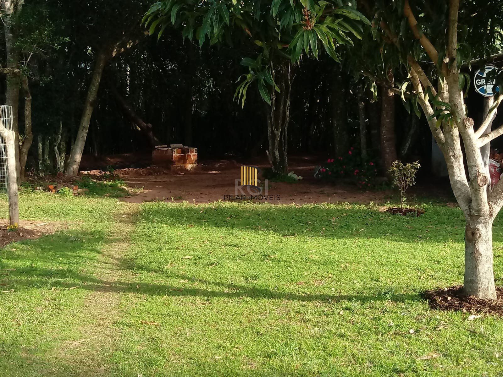 Sítio para Venda - 1800m², 2 dormitórios, Horto Das Oliveiras