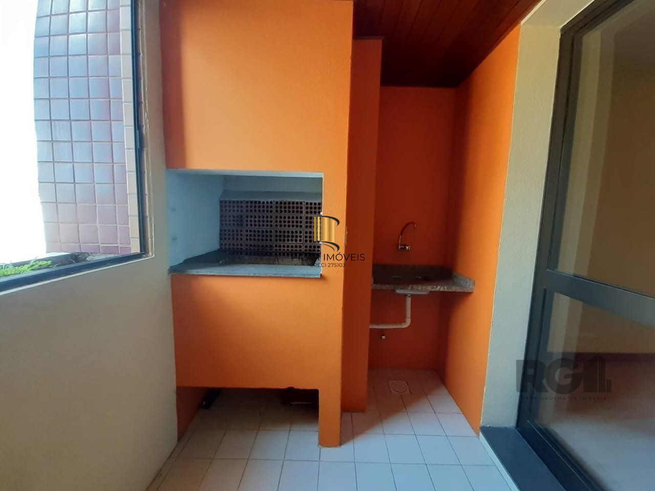 Apartamento 2 dormitórios no bairro Santana
