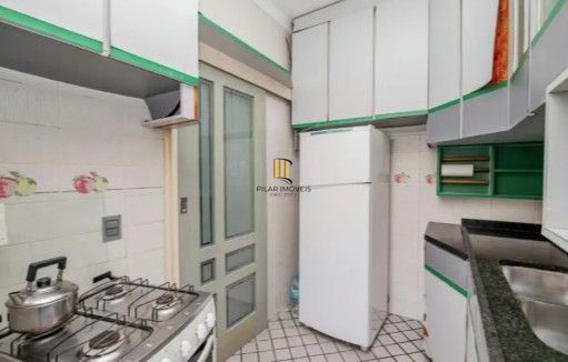 apartamento com três quartos no bairro Farroupilha