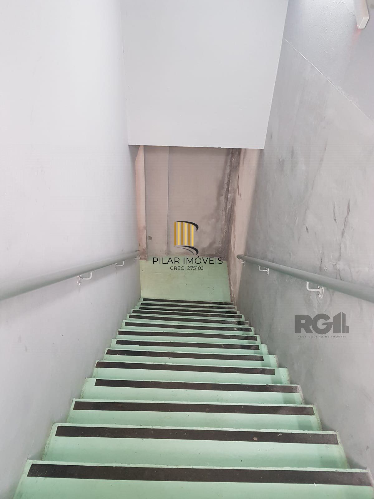 Casa Comercial no bairro Medianeira