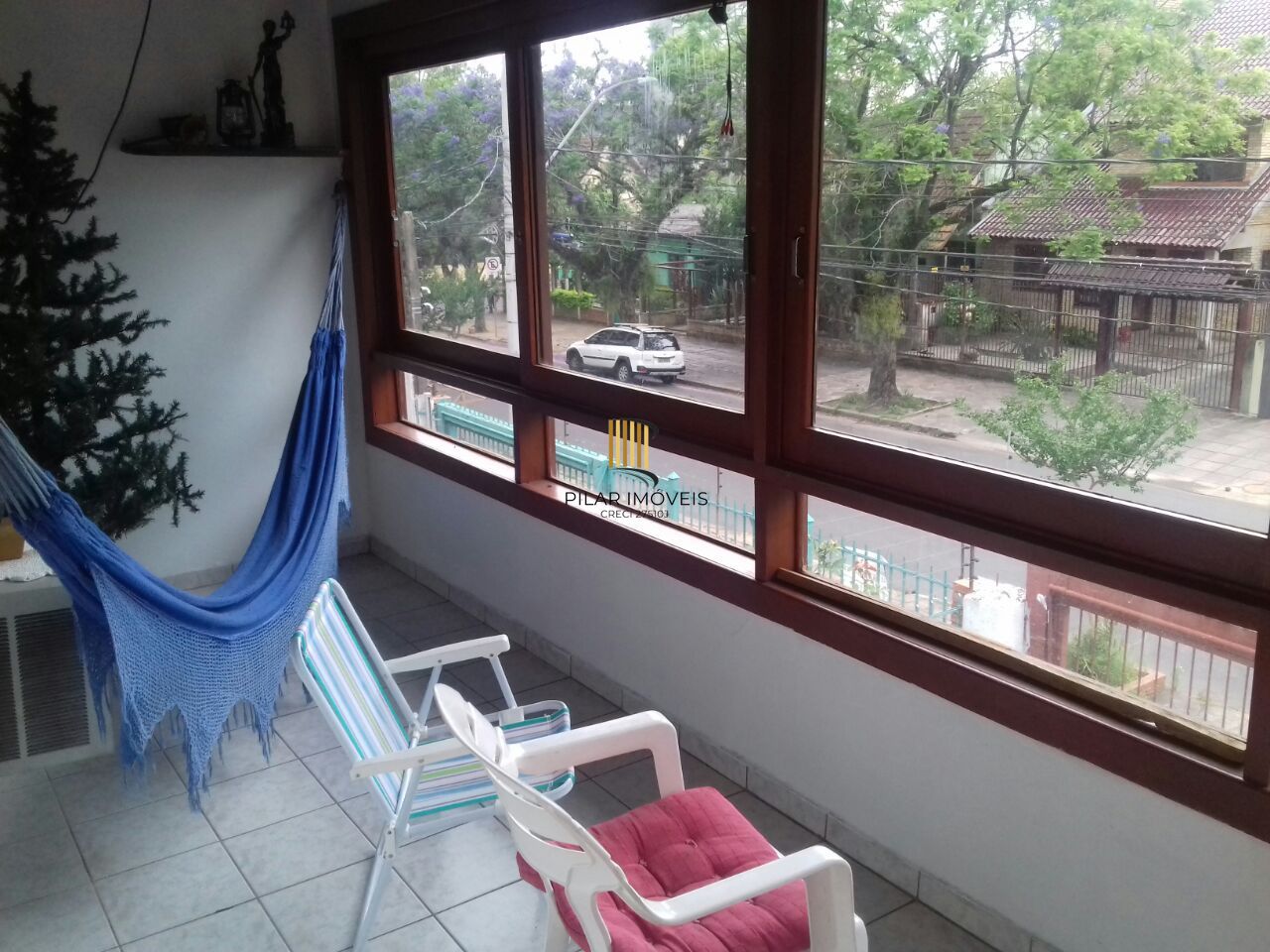 Casa para Venda - 130m², 5 dormitórios, sendo 1 suites, 2 vagas - Partenon