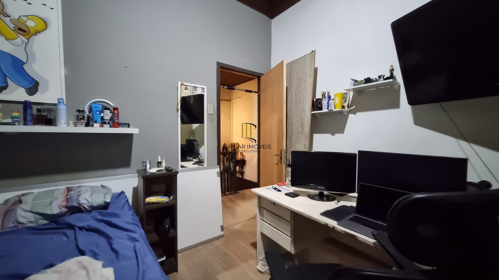 Casa Sobrado Residencial de 3 dormitórios para venda, 1 vaga de  garagem fechada no bairro Cidade Baixa em Porto Alegre/RS.