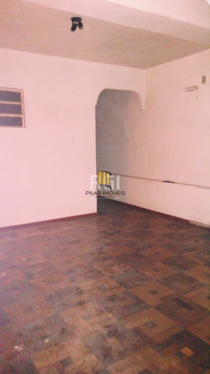 Casa para Venda - 140m², 3 dormitórios, 3 vagas - Santo Antonio