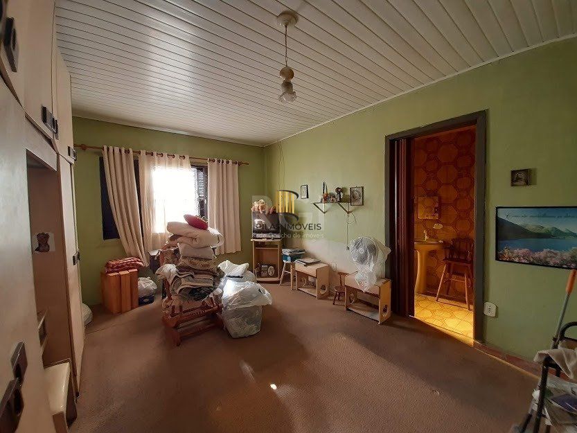 Casa para Venda - 184m², 4 dormitórios, sendo 1 suites, 5 vagas - Cavalhada