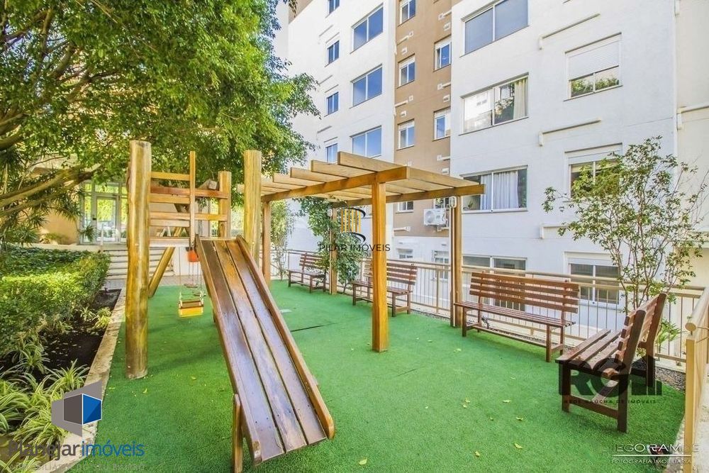 Apartamento de três quartos no Menino Deus