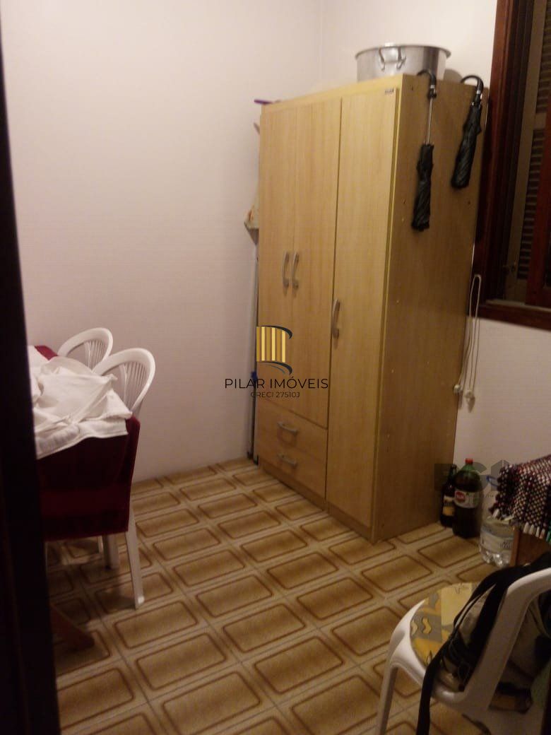 Casa para Venda - 320m², 4 dormitórios, sendo 2 suites, 5 vagas - Santo Antonio