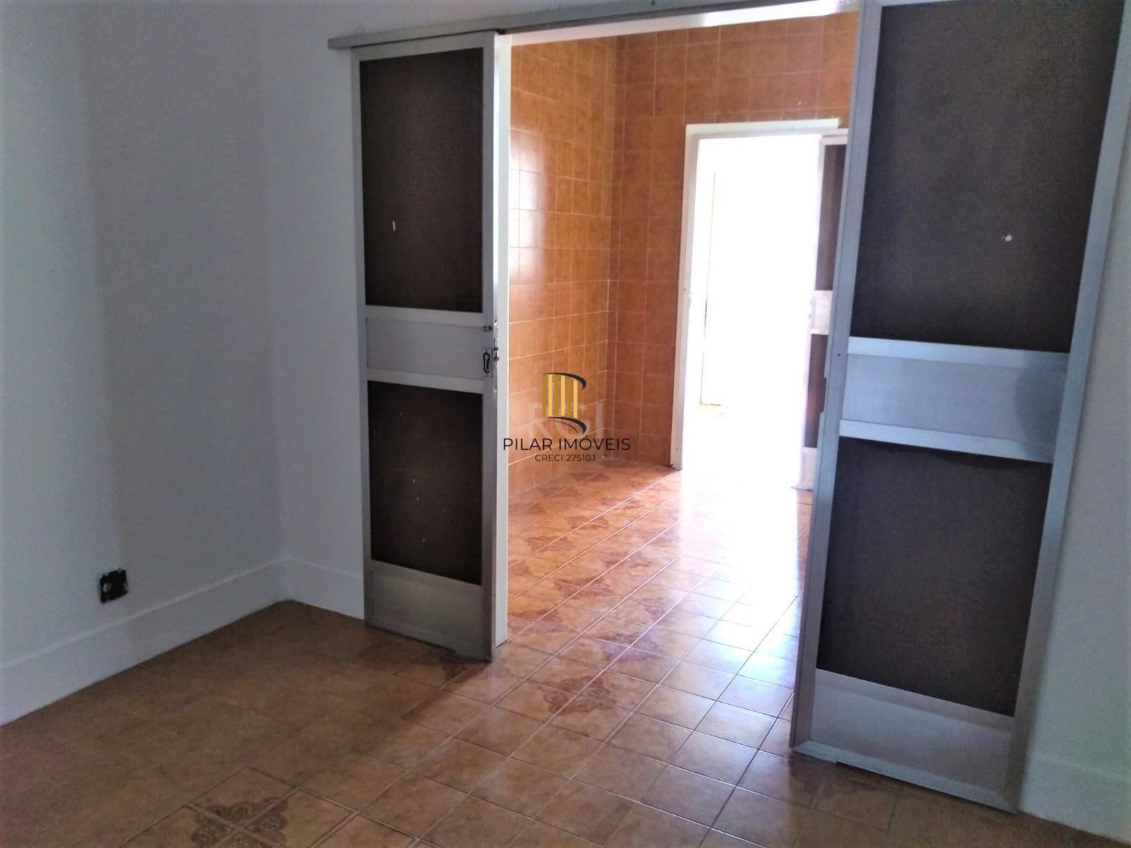 Casa para Venda - 124.36m², 3 dormitórios, sendo 2 suites, Santana