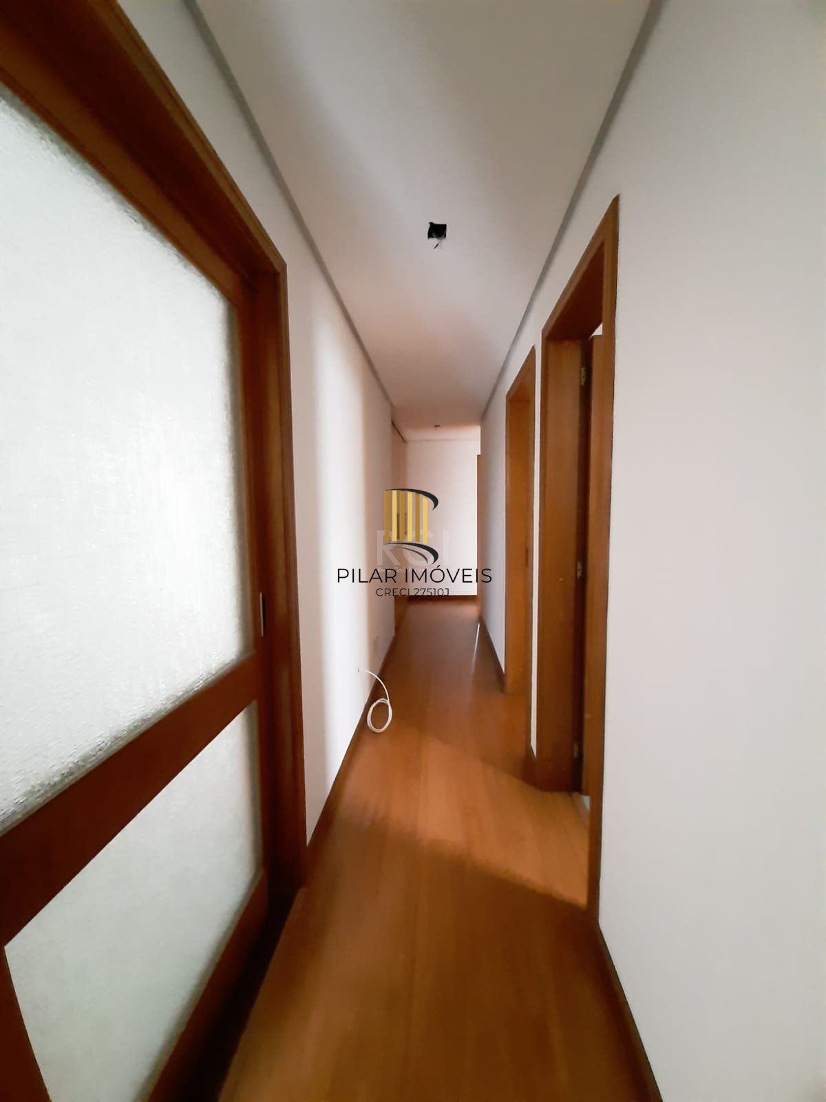 Apartamento para Venda - 181.63m², 3 dormitórios, sendo 1 suites, 2 vagas - Menino Deus