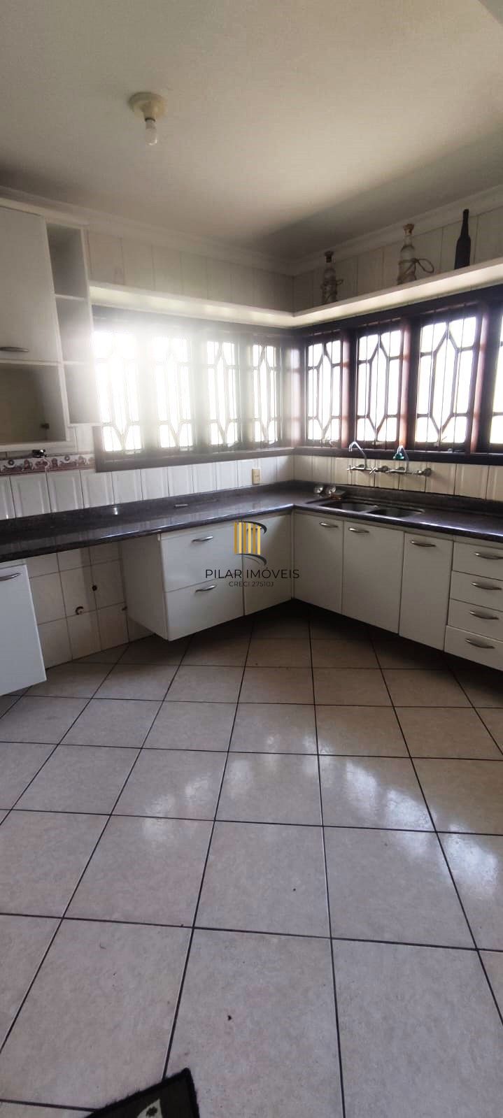 Casa 4 dormitórios no bairro Jardim Itu