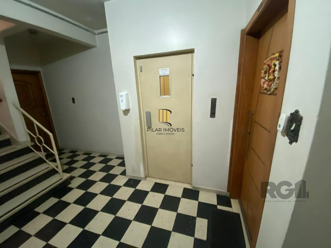 Apartamento 3 dormitórios no bairro Azenha
