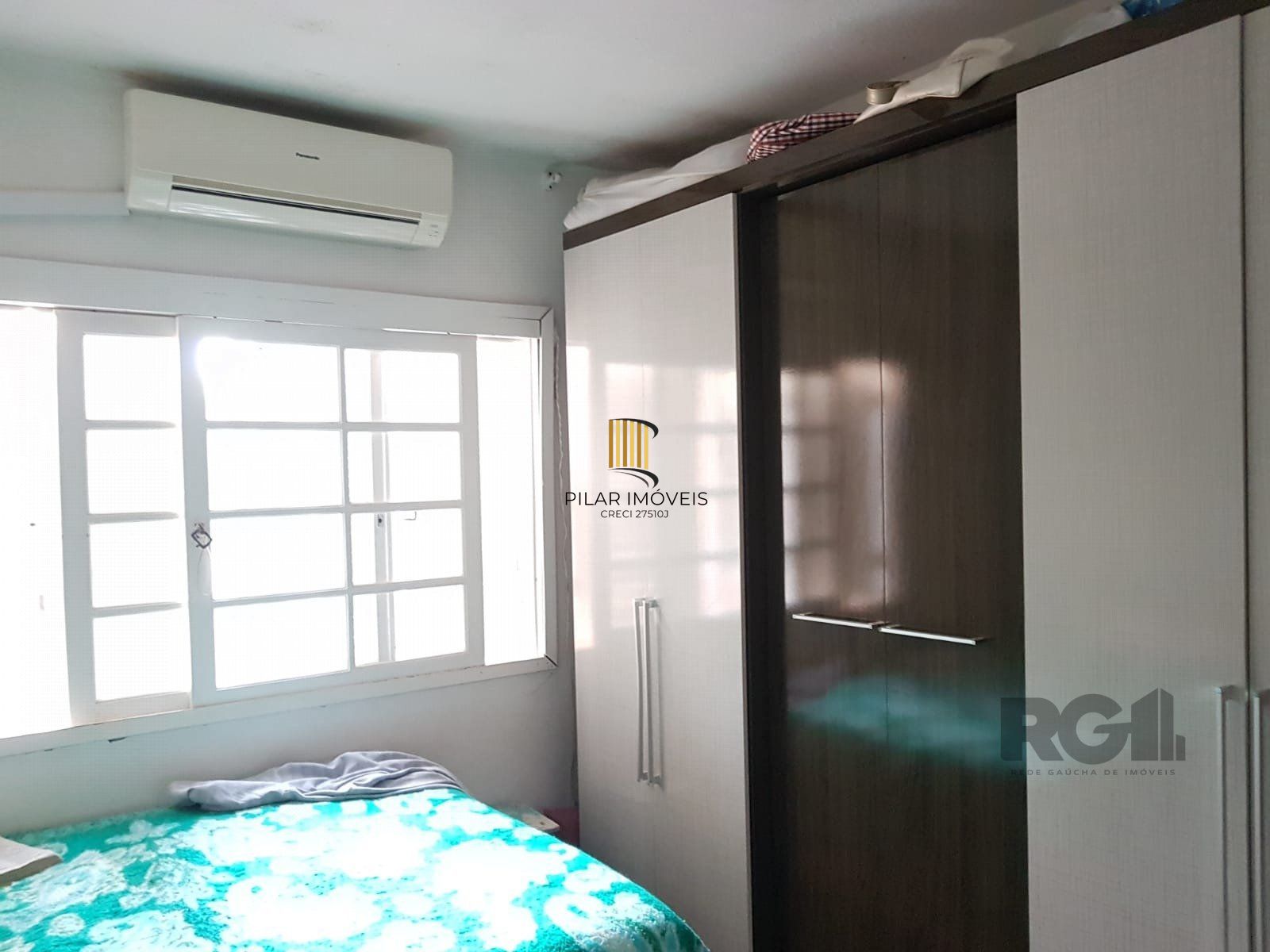 CASA 4 DORMITORIOS SANTANA