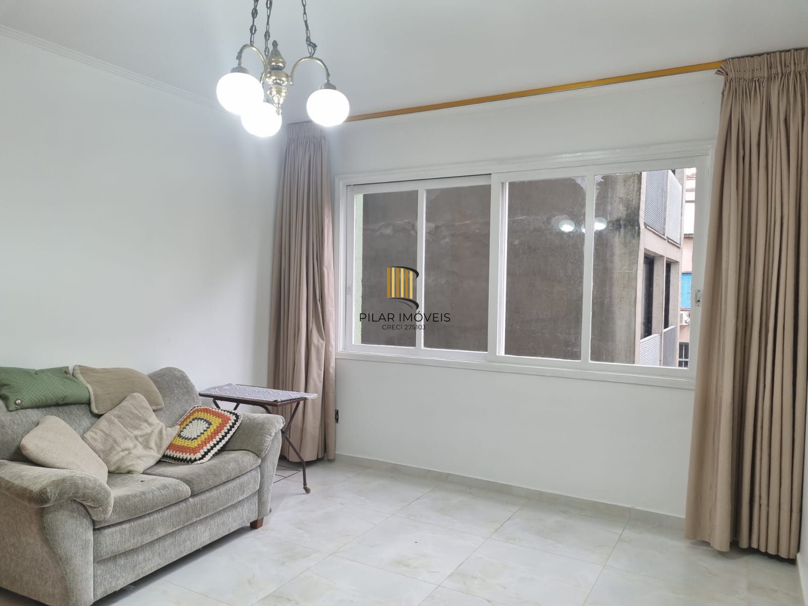 Apartamento para Venda - 99.05m², 3 dormitórios, sendo 1 suites, 1 vaga - Centro Histórico