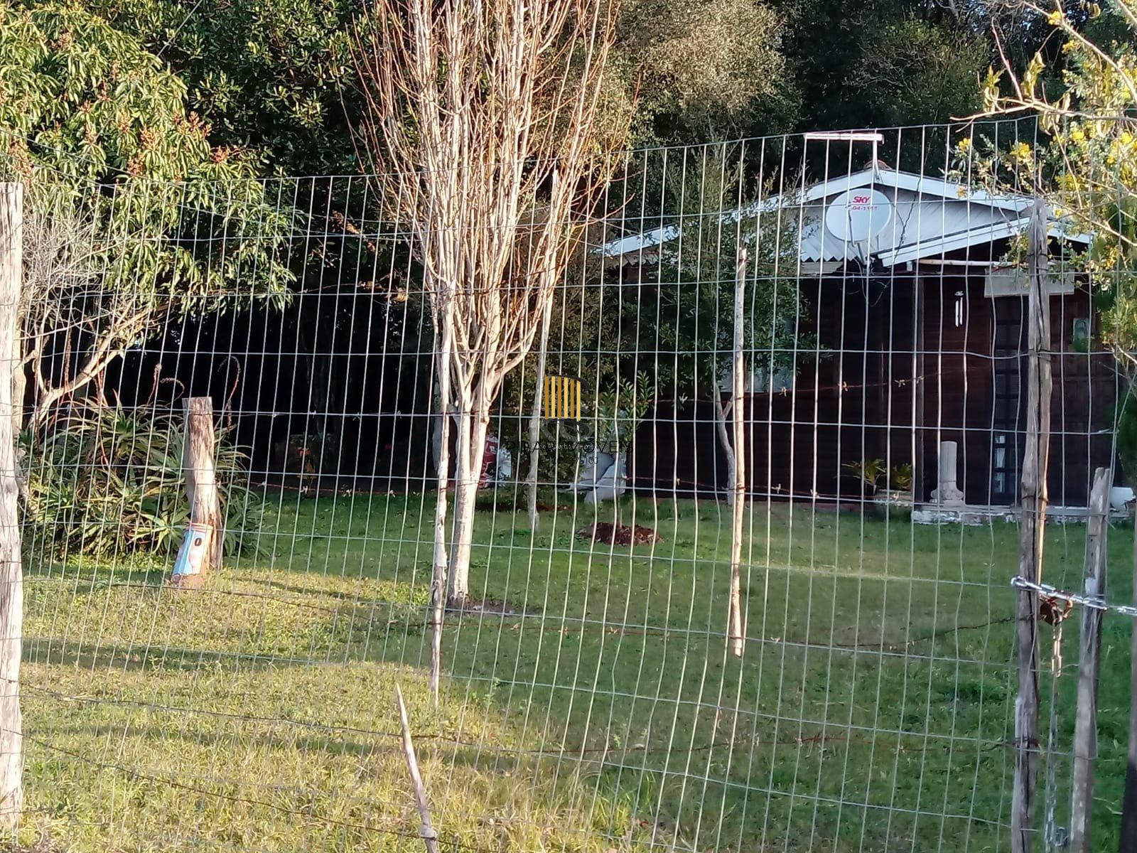 Sítio para Venda - 1800m², 2 dormitórios, Horto Das Oliveiras