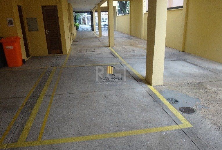 Apartamento para Venda - 53m², 2 dormitórios, 1 vaga - Petrópolis