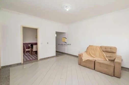 apartamento com três quartos no bairro Farroupilha